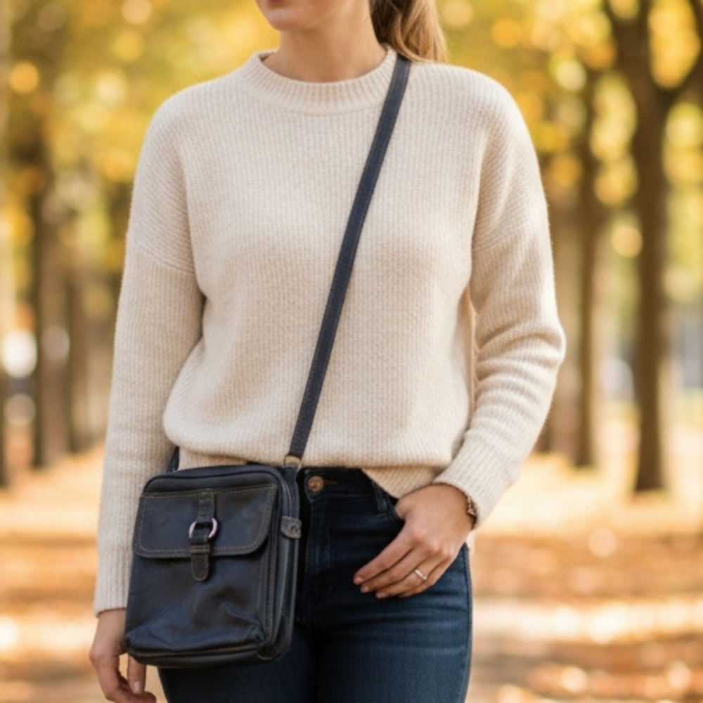 Fossil black leather hipster crossbody bag